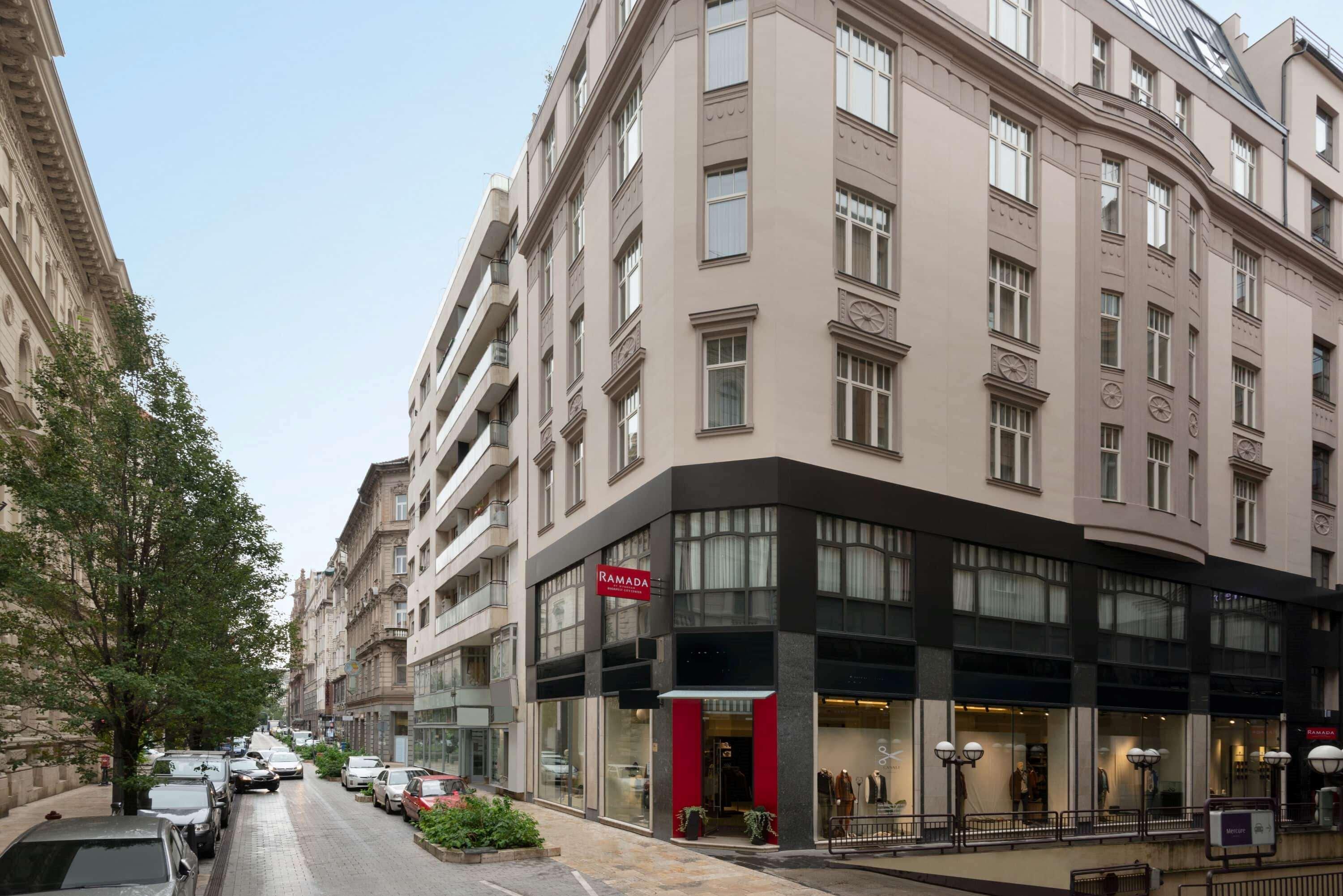 Ramada By Wyndham Budapest City Center Exteriör bild
