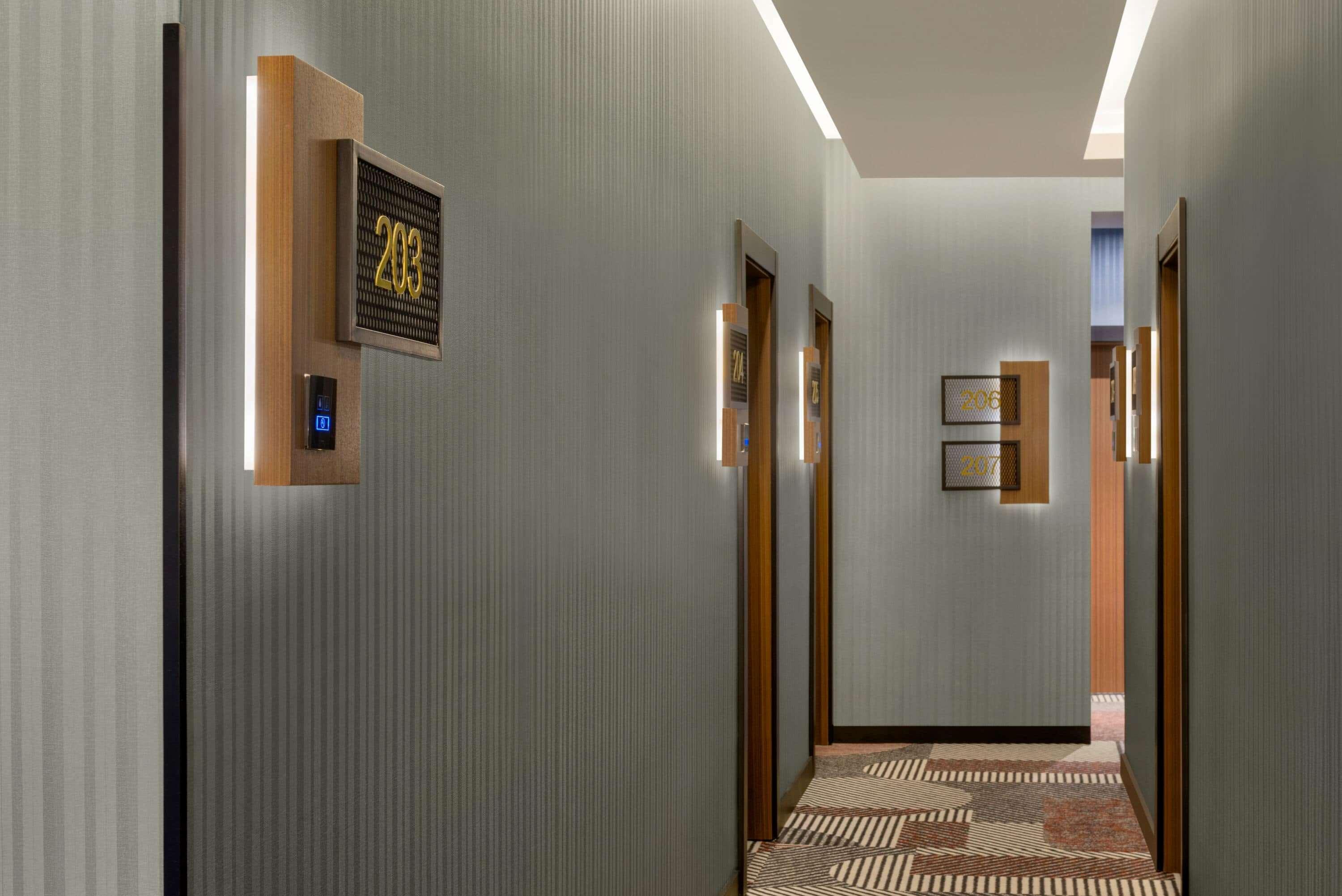 Ramada By Wyndham Budapest City Center Exteriör bild